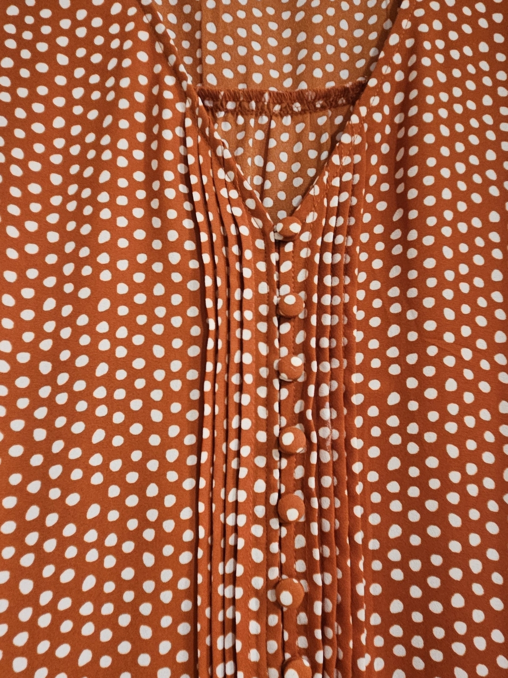 torrid Rust Red Dot Button-Front Blouse - Picture 8 of 8